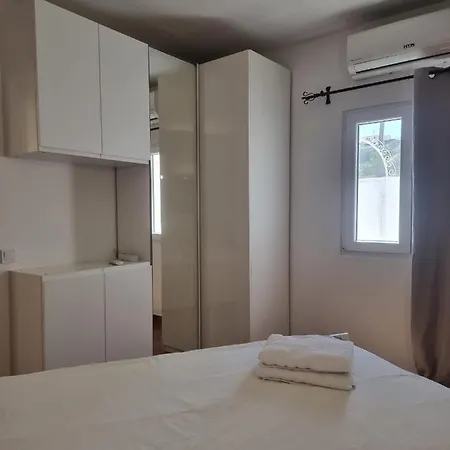 Aaa T2 Awsome Piscina Marina Apartment *